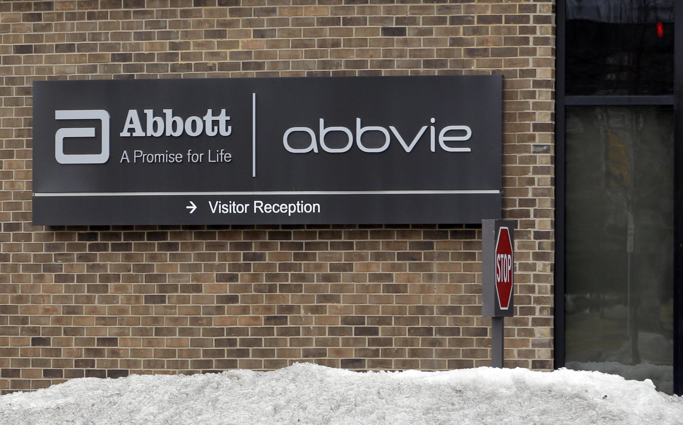 «ЭббВи» (AbbVie).