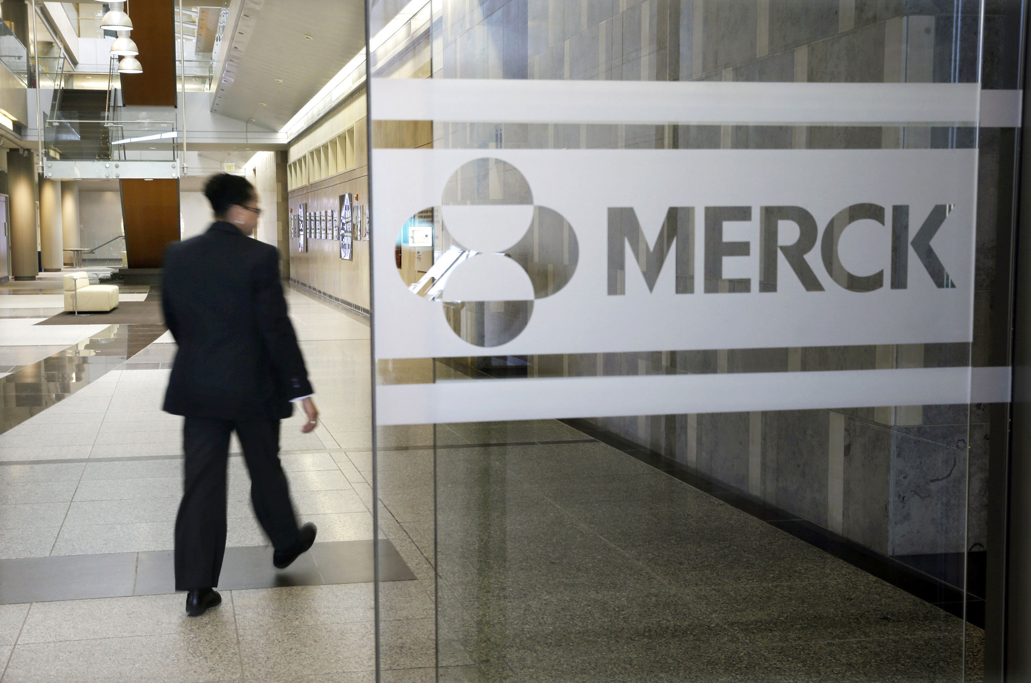 «Мерк и Ко» (Merck & Co.).